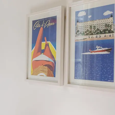 Apartment Feel - Deroulede