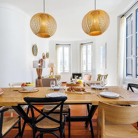 Apartment Feel - Deroulede *